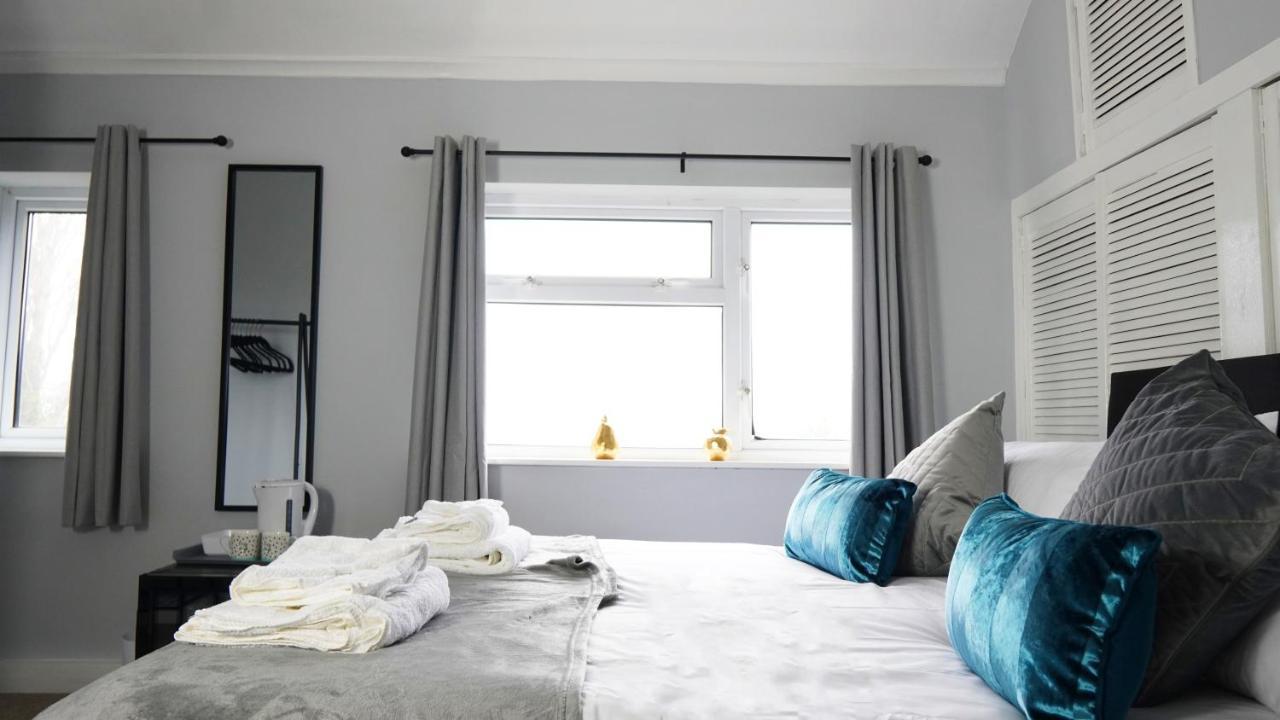 Portobello House - Four Bedroom House Perfect For Contractors - Sleeps 6 - Free Parking Wolverhampton Eksteriør billede