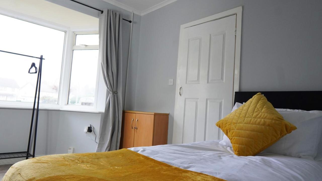 Portobello House - Four Bedroom House Perfect For Contractors - Sleeps 6 - Free Parking Wolverhampton Eksteriør billede