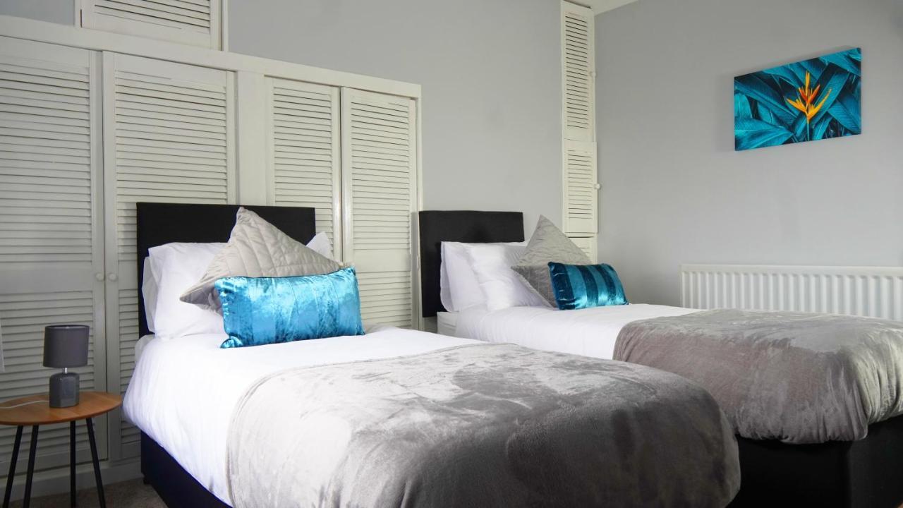 Portobello House - Four Bedroom House Perfect For Contractors - Sleeps 6 - Free Parking Wolverhampton Eksteriør billede